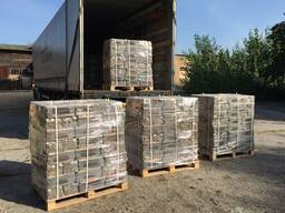 Продам топливные Брикеты Пини Кей (дуб)/ Sell fuel briquettes Pini Kay (oak tree)